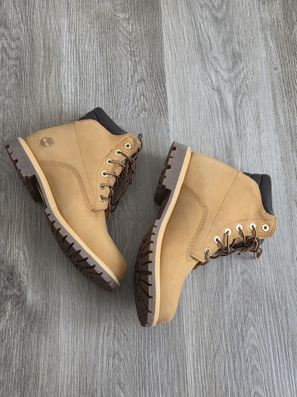 Timberland Wome,s Wheat Premium Nubuck Work Boots